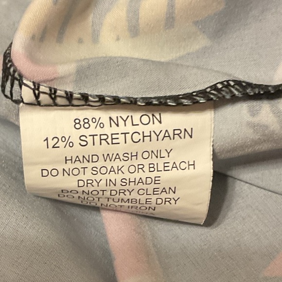 80s mens colorful geometric short sleeve shirt Button up retro stranger things - Picture 6 of 7